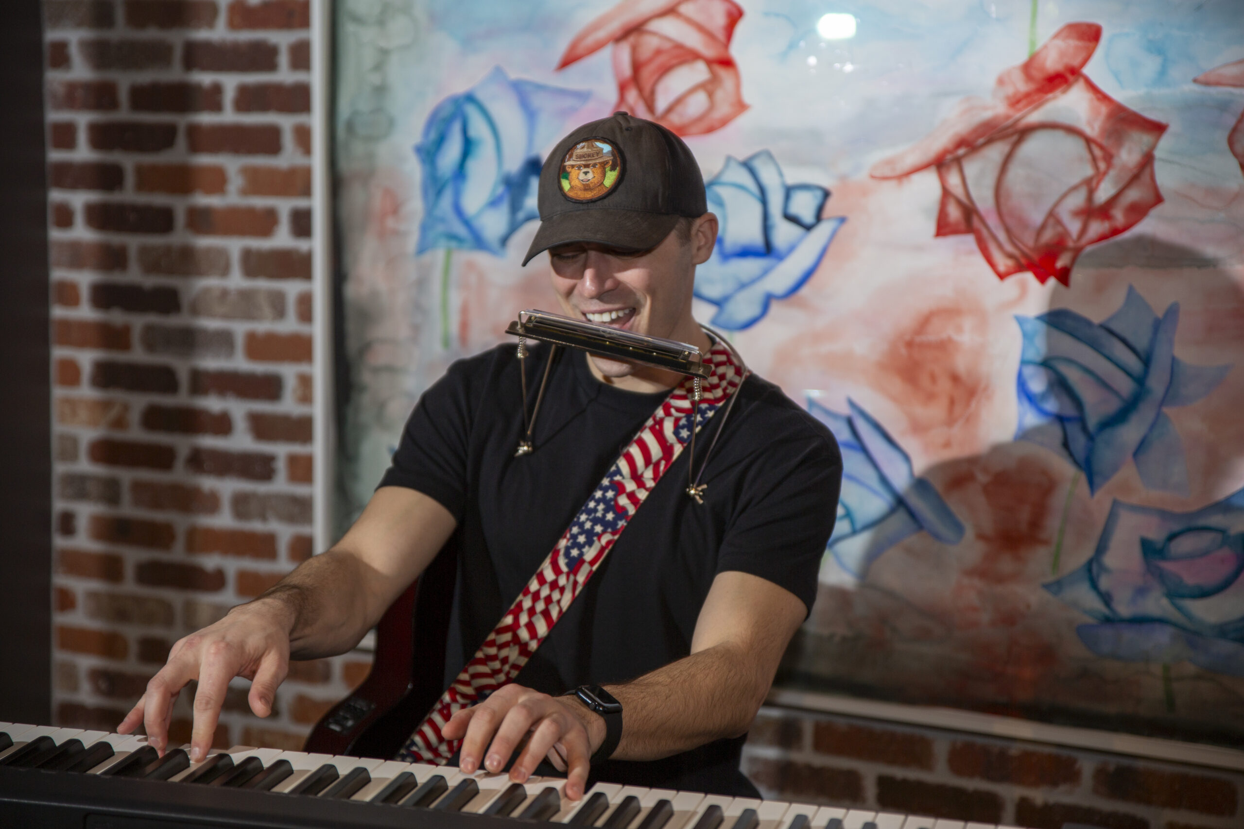 Tom Balanda playing keyboard